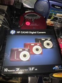DIGITAL CAMERA