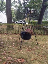 Cast Iron Caldron w/ Stand