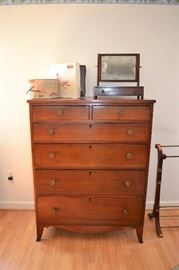 Period walnut Federal tall chest of drawers
LOT 461