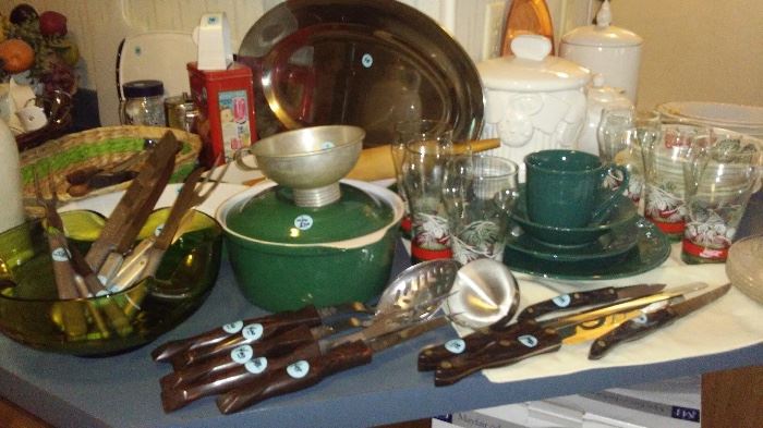 Cutco knives, miscellaneous kitchen items