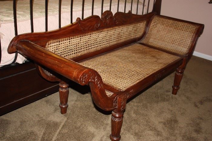 Antique (like) bench