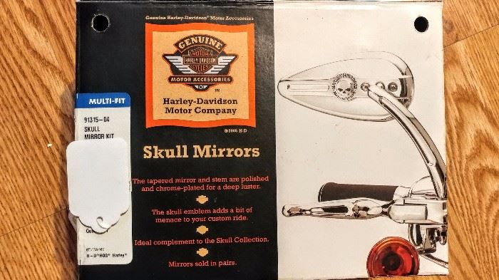 This is actually not Skull Mirrors but plain chrome mirrors put in the skull box.