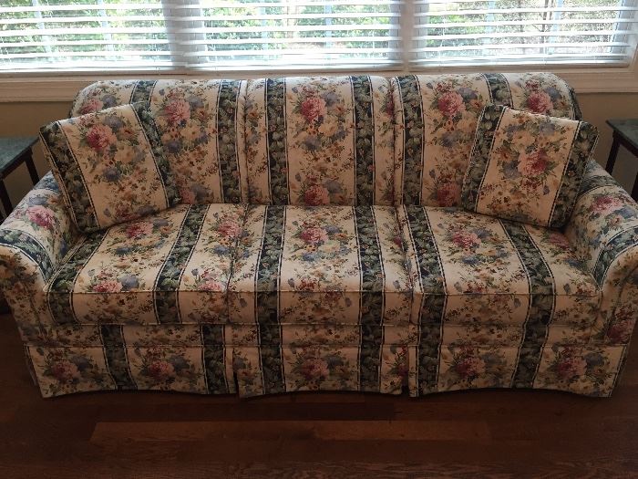 Broyhill Floral Sleeper Sofa