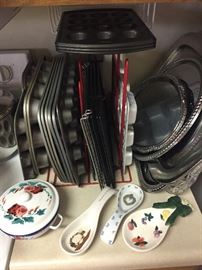 Wilton Muffin/Loaf Baking Pans~Serving Trays~Spoon Rests~Cooling Racks