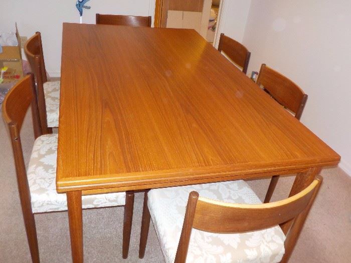 MADE IN DENMARK TEAK DINING SET