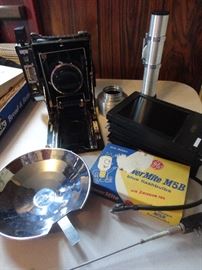 Several vintage cameras in good condition