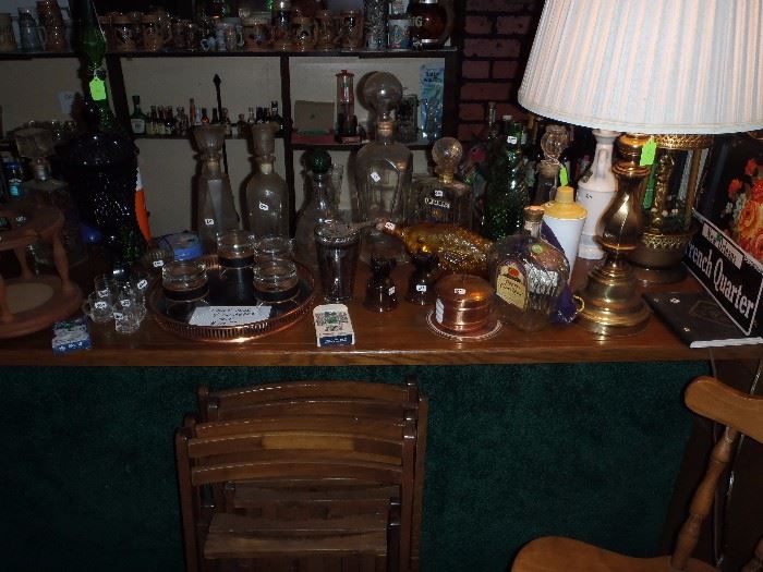wood folding chairs, vintage decanters, lamps
