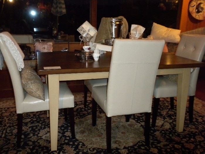 PIER ONE DINING TABLE WITH FOUR LEATHER CHAIRS
