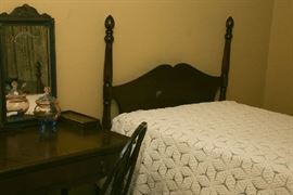 PAIR MAHOGANY TWIN BEDS