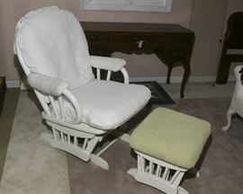 YOU COULD DO SOME "FINE ROCKING" WITH A GRANDBABY IN THIS ROCKER!