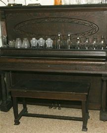 ANTIQUE PIANO FOR YOUR NEXT PARTY!