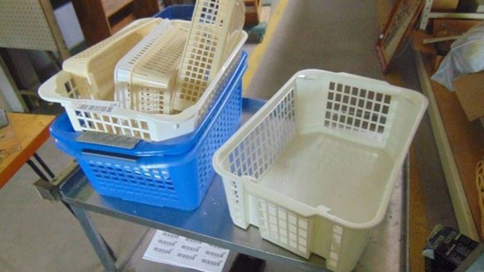 laundry/dish baskets: