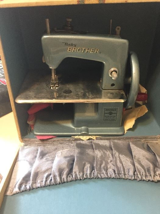Miniature sewing machines