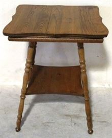 Square oak vintage table