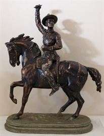 #6788x Horse / soldier statue