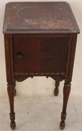 #6806 Early side table