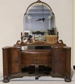#6895 Vanity with hang mirror