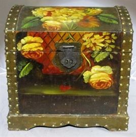 #1385x Painted wood box