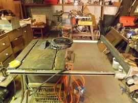 Homecraft 8" Saw. No Vibrations.