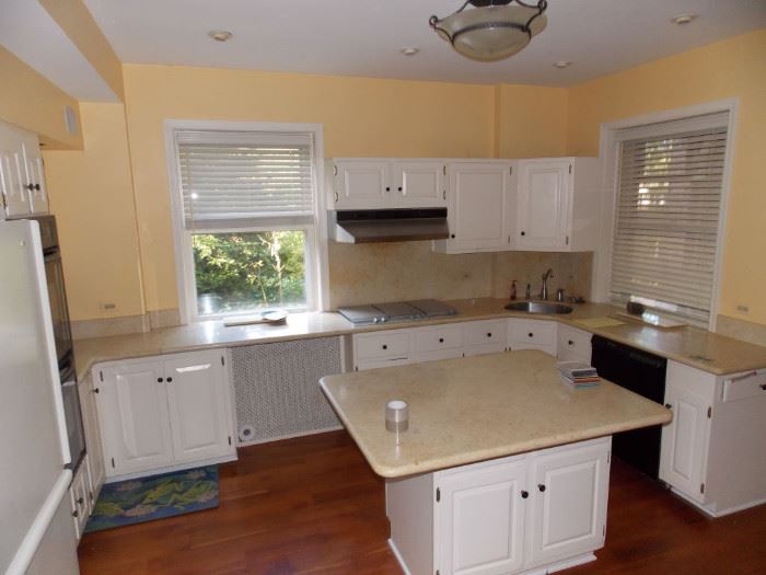 kitchen cabinets granite counter tops ,refrigerator