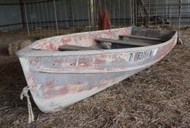 Aluminum boat