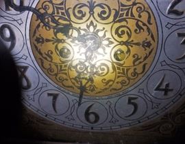 Colonial corner clock