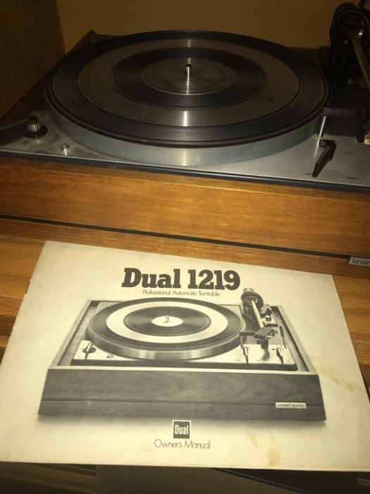 Dual 1219 Turntable