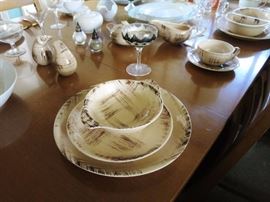 "Barwood" by Vernonware, complete service for 8