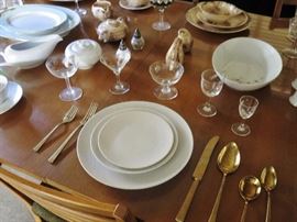 "Linen" Retro Dinner Service