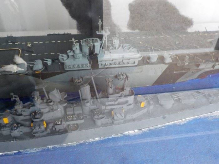Battle ship and aircraft carrier Diorama (BIG). In a big display case