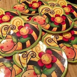 Bumblebee plates perfect partyware