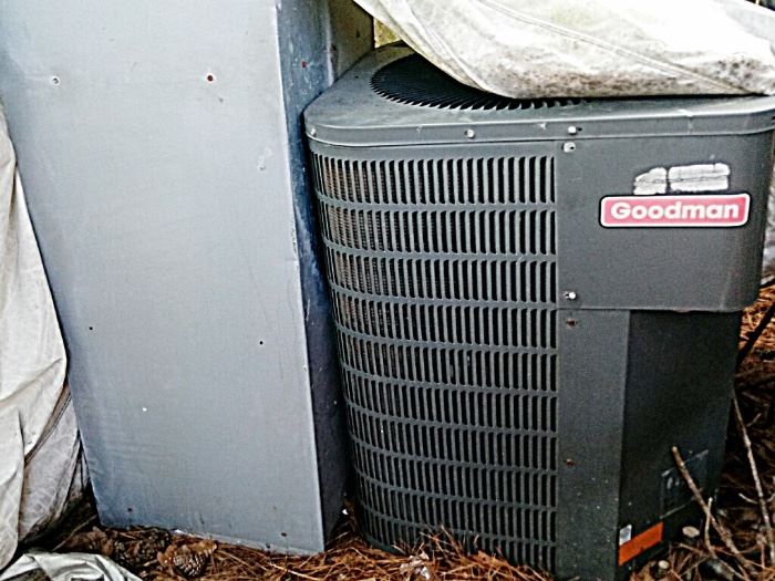 This item is now onsite -
Goodman central AC/Heat 3-ton Heat Pump. Replaced for larger unit. 