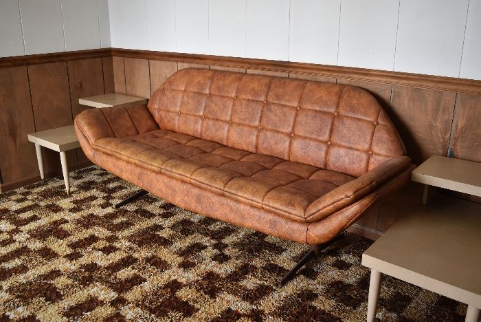 Home crest Mid century modern sofa
