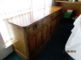 BUFFET CABINET