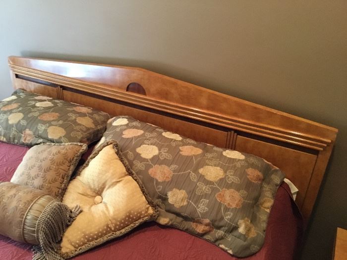 HEADBOARD BY HICKORY WHITE
