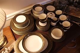 Mikasa bone china - Mount Holyoke