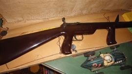 Johnson Indoor Target Gun 