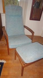 Dux Recliner/rocker and ottoman