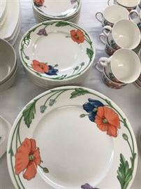 Rare- Amapola by Villeroy & Boch dishes