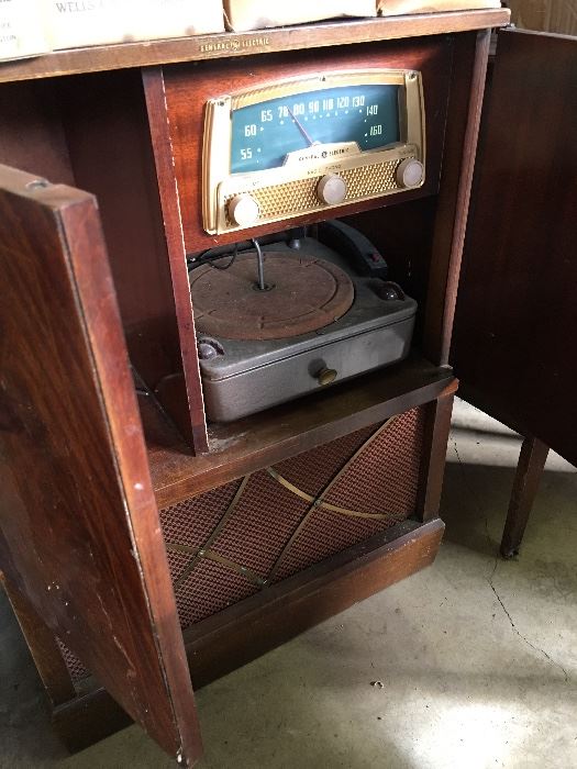 Vintage Console Radio & Record Player in Cabinet