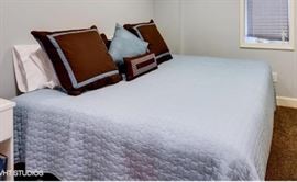 King bed for sale