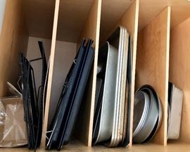 Lots of kitchen items