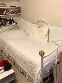 Iron and brass day bed