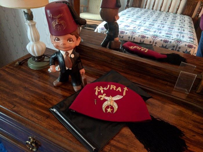 shriner hat and figure