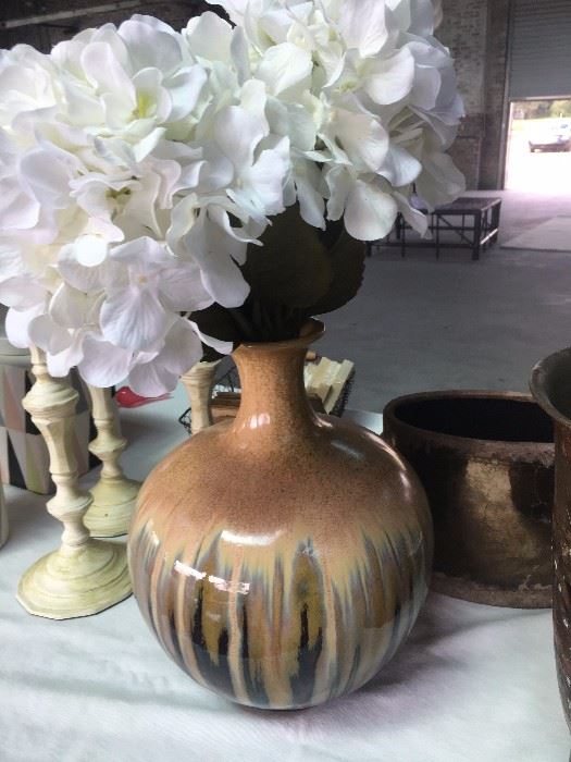 Clay pottery vases. 