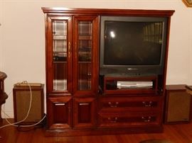Entertainment cabinet