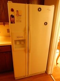 Side by side refrigerator