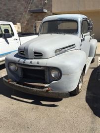 retrievePhoto22.html