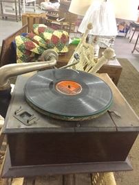 Working Antique record player needs refinishing