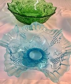 Fluted Fenton opalescent glass bowl 